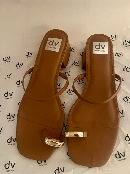 Dolce Vita Shoes - Dolce Vita Square-Toe Block Heel Barely There Mules Gold Accent Toe Ring, S-10